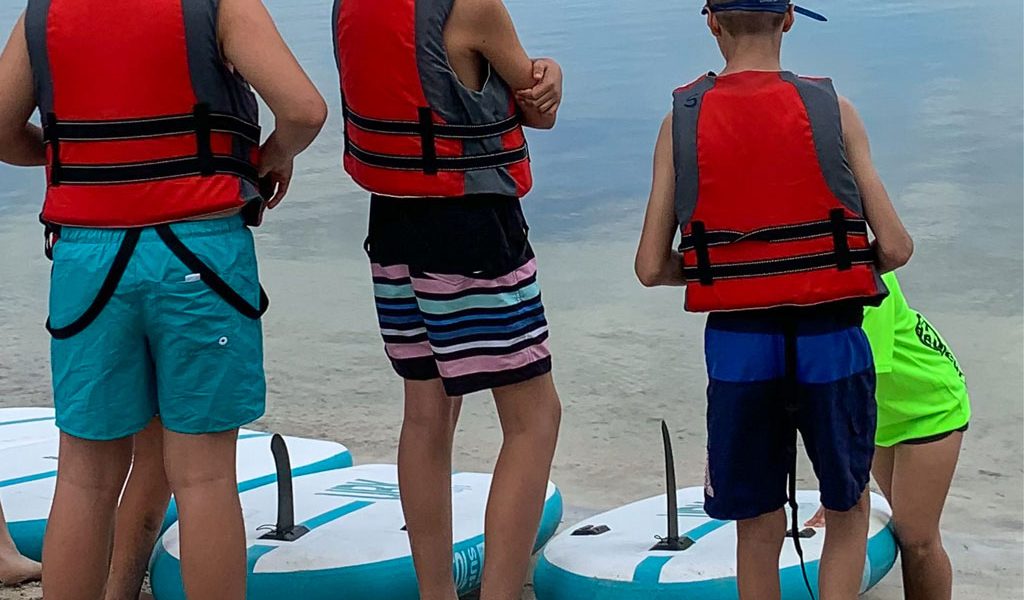actividad-paddle-surf Nins-gaudint-del-surf-de-rem