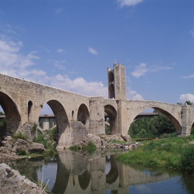 visita-vila-comtal-besalu